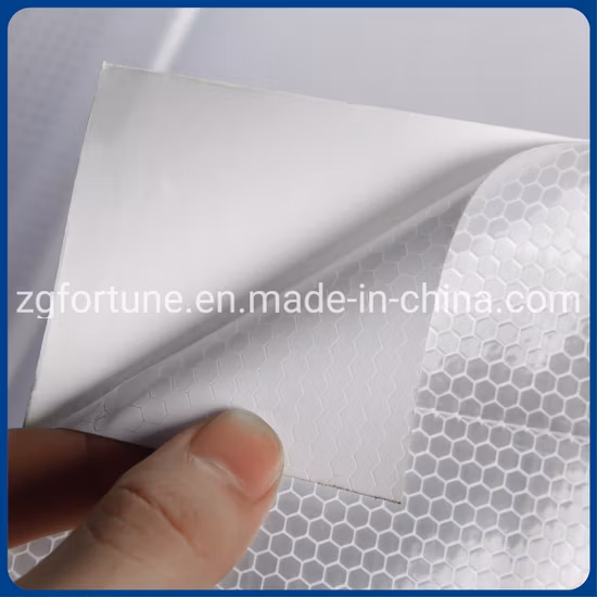 Adesivo riflettente per segnaletica stradale con adesivo riflettente a nido d'ape